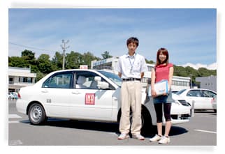 免許は持ってるんですが、しばらく運転していないので自信がない・・・そんなあなたの運転を私たちがリフレッシュ！ 
