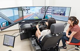 シミュレーター&トレーチャー